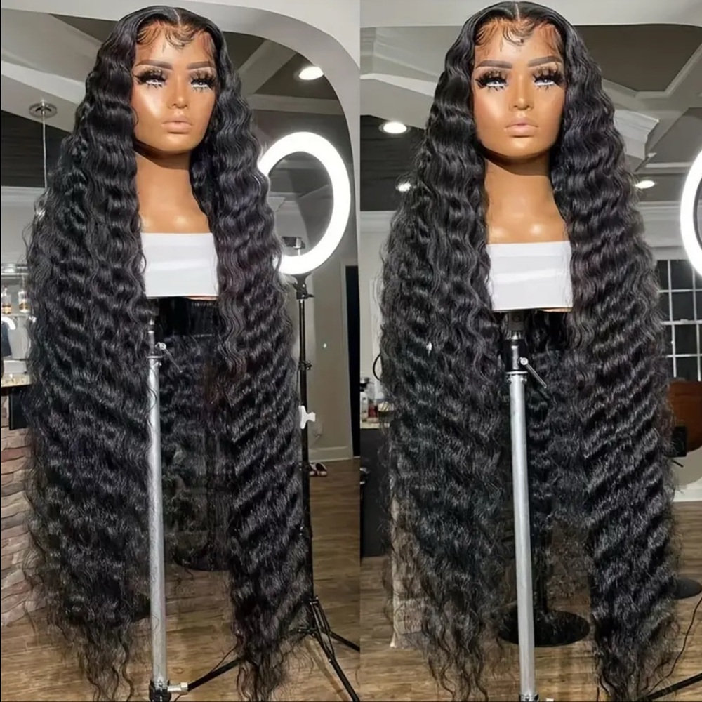 Pre Plucked Lace Front Wigs, Long Loose Curly Waves High Quality 24in
